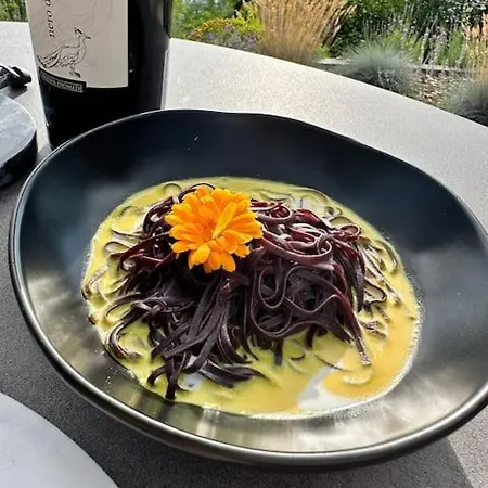 Navagarden-panorama Rest And